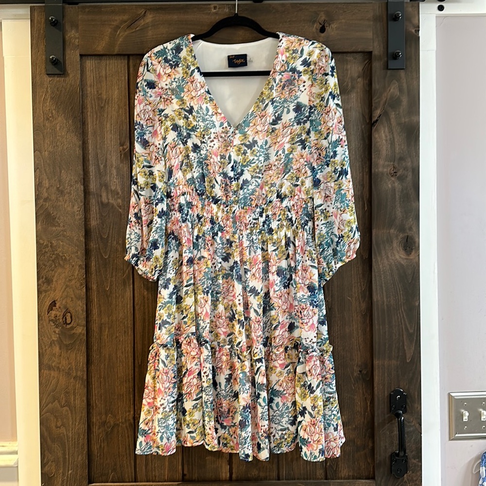 NWOT Just…Taylor floral dress size 8